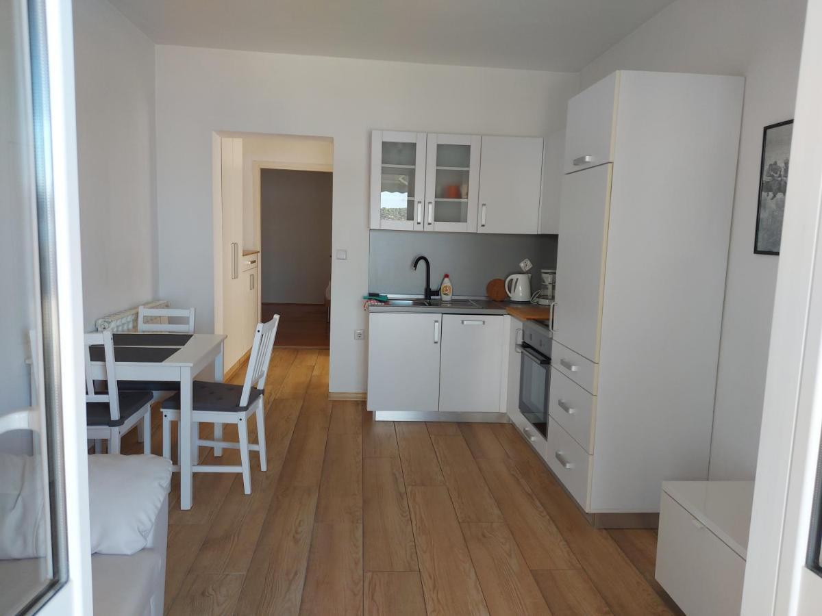 Apartments Ajka Раб Екстериор снимка